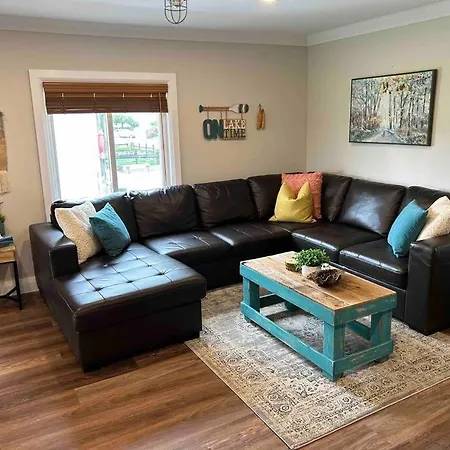 Elite Upper Deck Suites L Lake Front With Hot Tub Cayuga Extérieur photo
