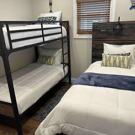 Elite Upper Deck Suites L Lake Front With Hot Tub Cayuga Extérieur photo