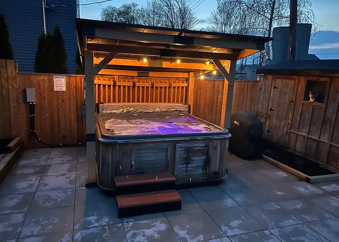 Elite Upper Deck Suites L Lake Front With Hot Tub