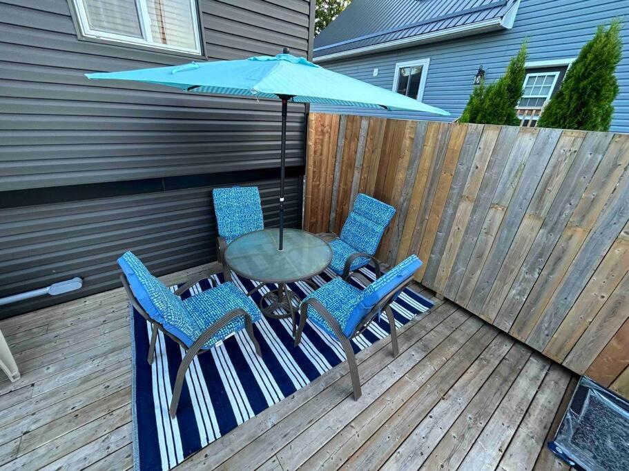 Hébergement de vacances Elite Upper Deck L Front With Hot Tub *