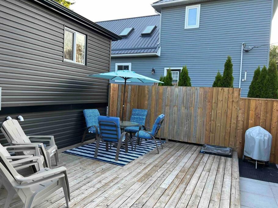 Hébergement de vacances Elite Upper Deck L Front With Hot Tub