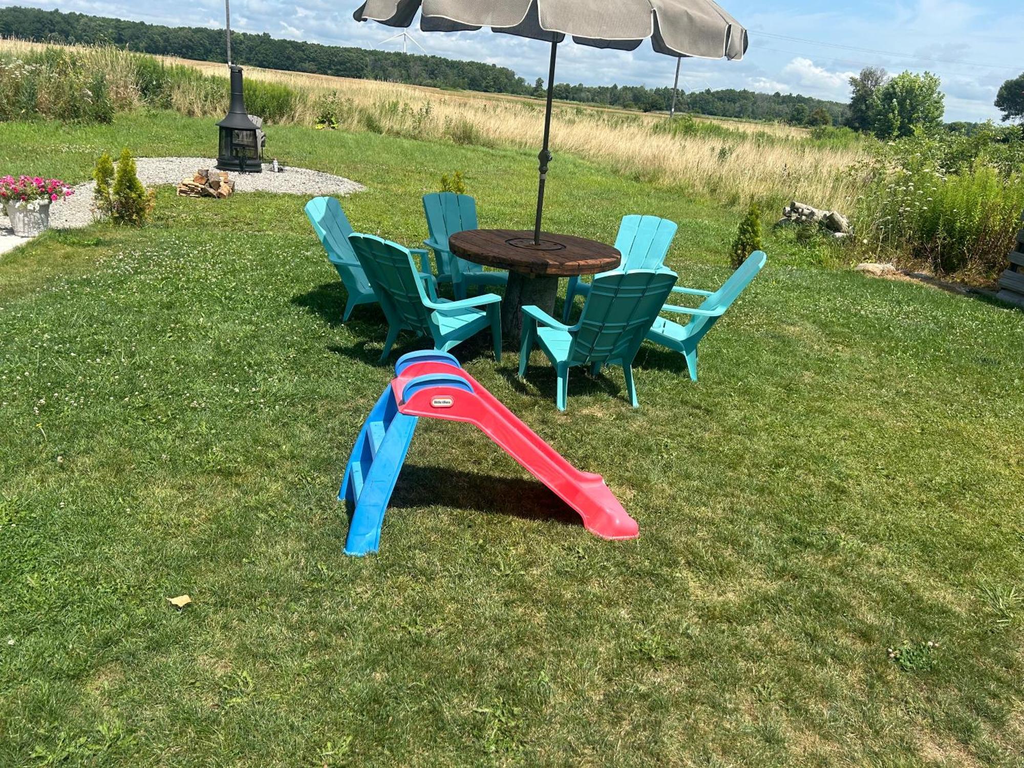 Elite Upper Deck L Front With Hot Tub